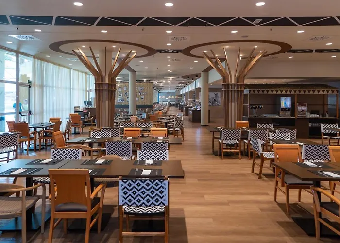 Medplaya Flamingo Oasis Hotel 4*