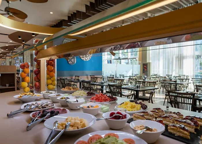 Hotel Medplaya Flamingo Oasis 4*